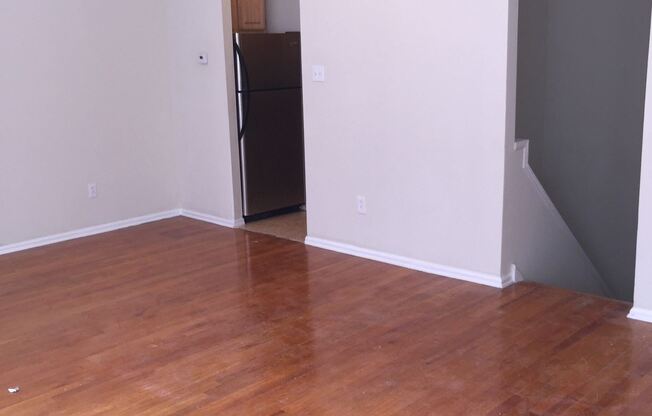 928 E Moyamensing Ave Apt 1-1