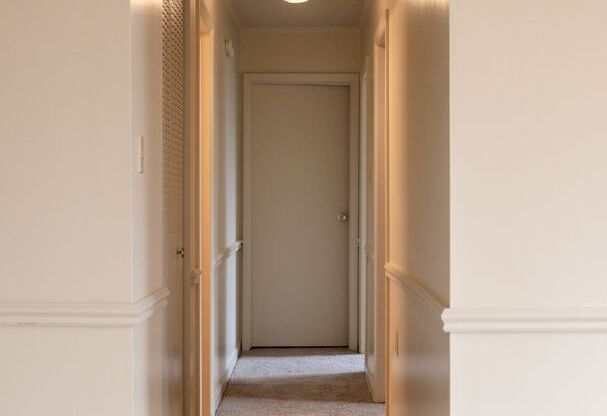 3 beds, 2 baths, 1,166 sqft, $1,550, Unit Unit 605