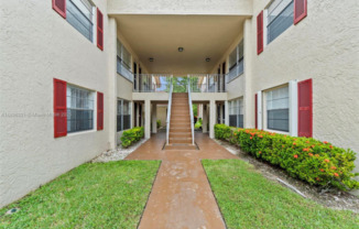 3586 N UNIVERSITY DR