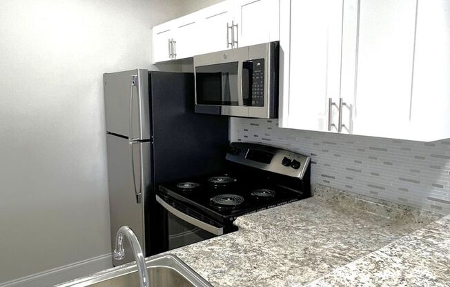 1 bed, 1 bath, 700 sqft, $1,650