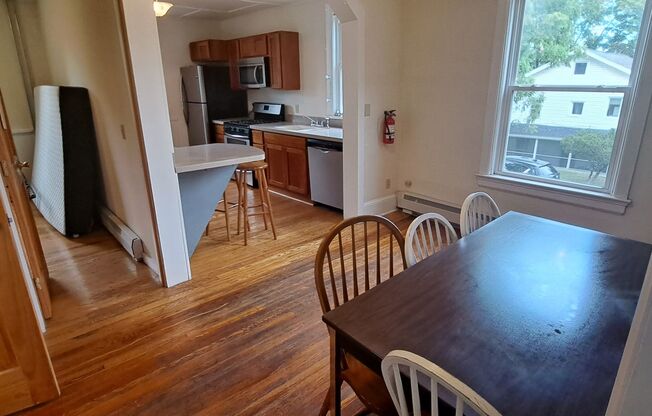 310-312 S Aurora Street