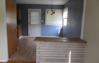 3 beds, 1 bath, $1,200