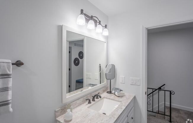 Luxurious Bathrooms at Galbraith Pointe Apartments and Townhomes*, Ohio