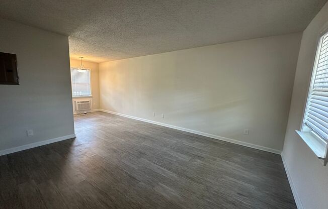 2 beds, 1 bath, $850