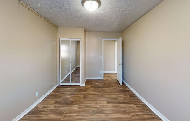 3 beds, 2 baths, 1,800 sqft, $1,939, Unit 2500