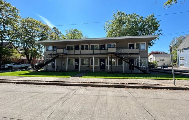 465-01 2510 NW Van Buren Corvallis LLC ( Greekside)