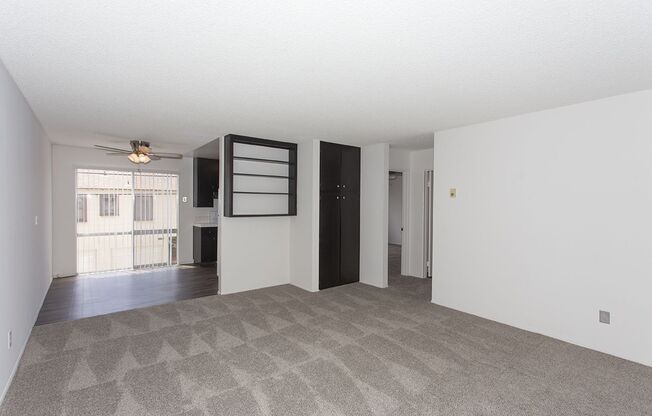 Albatross Apartments