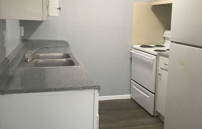 1 bed, 1 bath, 800 sqft, $850, Unit 7102