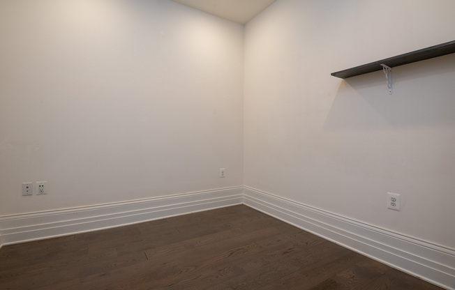 901 D Street NE Unit 207