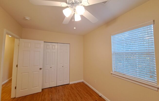 5 beds, 2 baths, 2,119 sqft, $2,200, Unit 2509