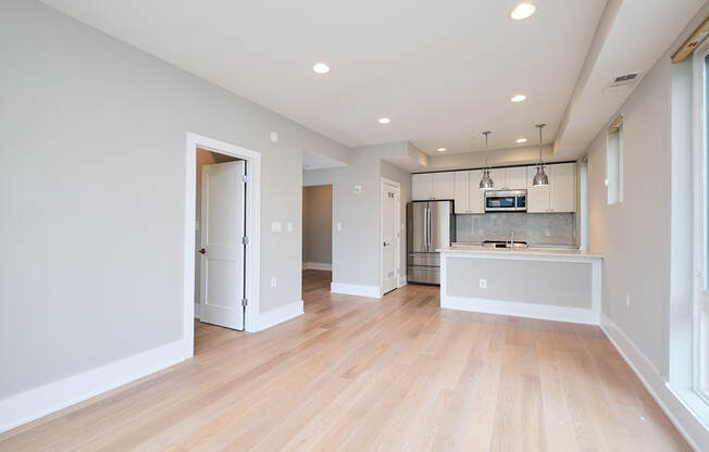 1112 MONTELLO AVE NE