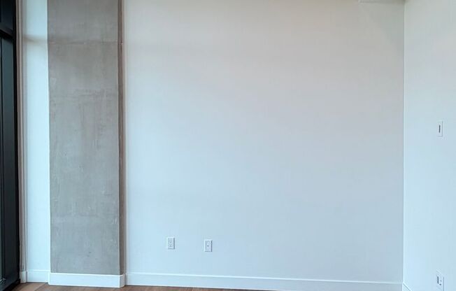 2 beds, 2 baths, 816 sqft, $4,995, Unit 909