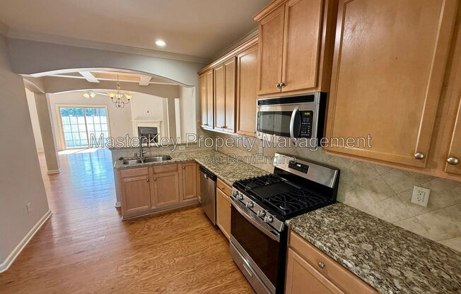 533 MATHESON PL