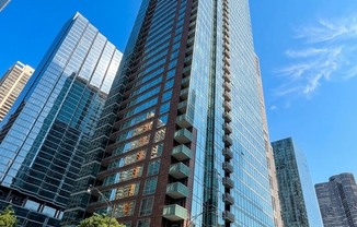 505 N McClurg Ct