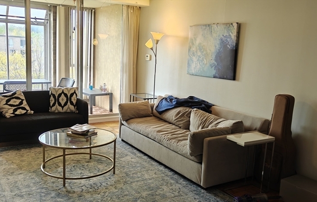 1 bed, 1 bath, 860 sqft, $3,250, Unit 804