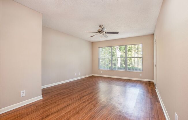 2 beds, 1.5 baths, 1,075 sqft, $2,040, Unit 15101