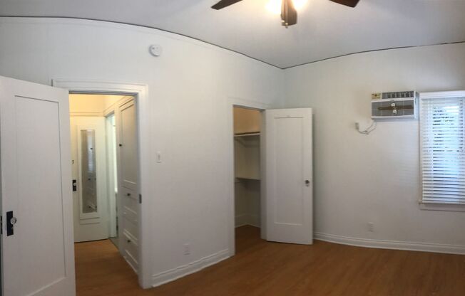 1 bed, 1 bath, $1,925, Unit 119#542-1