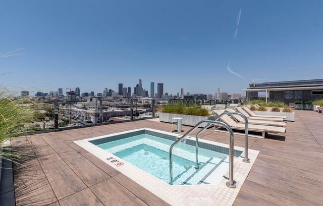 2 beds, 2 baths, 1,311 sqft, $4,900, Unit 527 Molino Unit 107