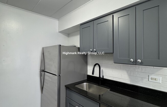 3810 25 AVE