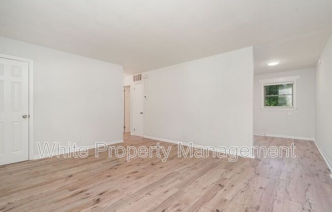 602 CAMROSE DR