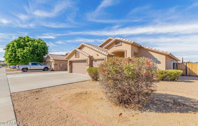 Absolutely Stunning Home in Peoria