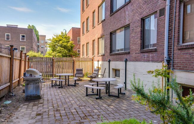 1 bed, 1 bath, 827 sqft, $1,795, Unit 206