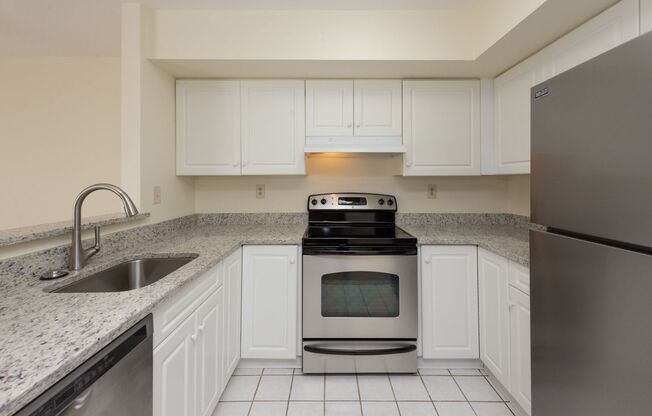 2 beds, 1.5 baths, 1,308 sqft, $2,895, Unit 8D