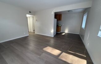 2 beds, 1 bath, $2,850, Unit 01