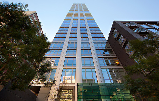 1 bed, 1 bath, 700 sqft, $5,250, Unit 5G