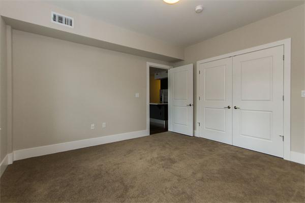 1 bed, 1 bath, 908 sqft, $3,850, Unit 505