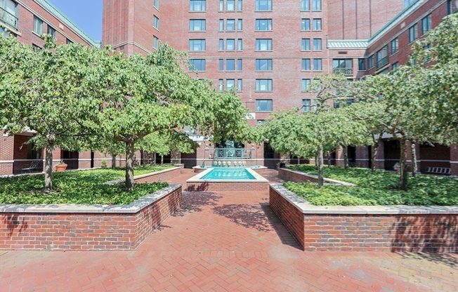 1 bed, 1 bath, 863 sqft, $3,500, Unit 703