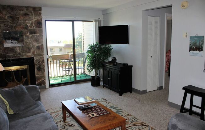 **WINTER RENTAL** Fully Furnished & Ready For Your Winter Extended Stay