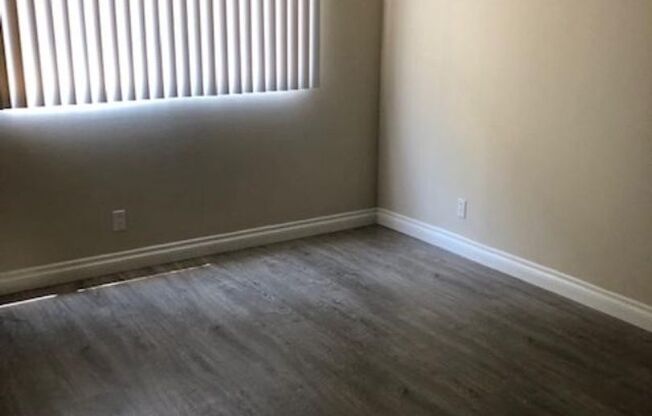 3 beds, 2 baths, 1,000 sqft, $2,650, Unit 05