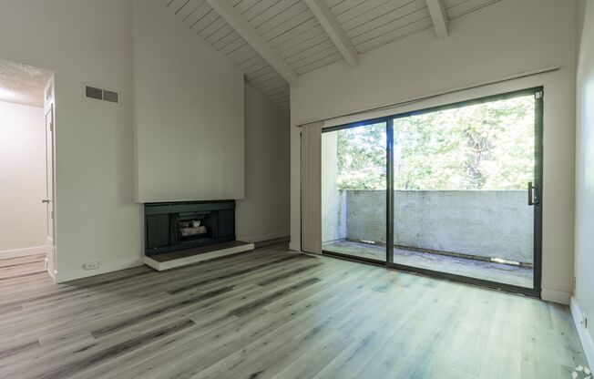 1 bed, 1 bath, 531 sqft, $1,600, Unit 140119