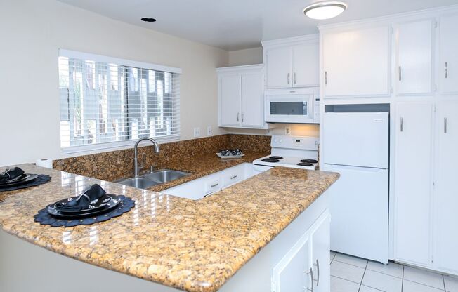 1 bed, 1 bath, 627 sqft, $2,195, Unit 05