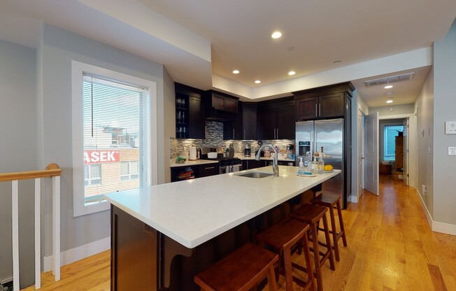 41 W 2nd Street 4