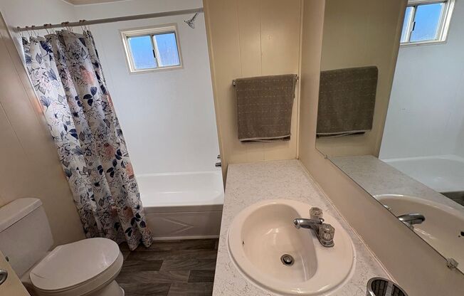 2 beds, 2 baths, 800 sqft, $3,495, Unit 39