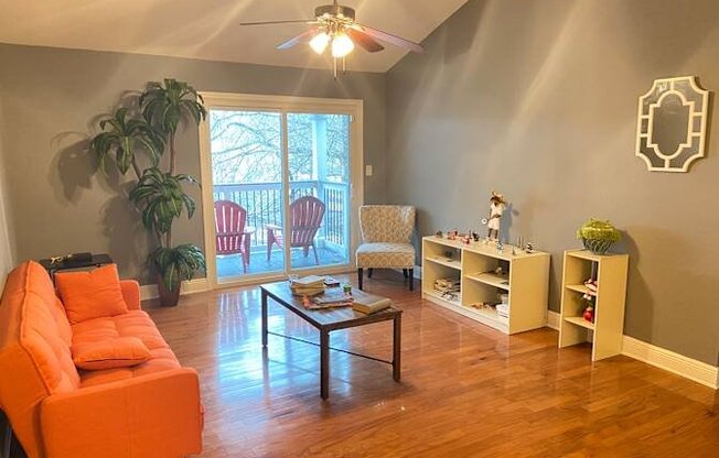 7301 SANTA FE PKWY