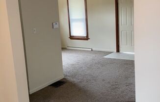 3 beds, 1 bath, $850