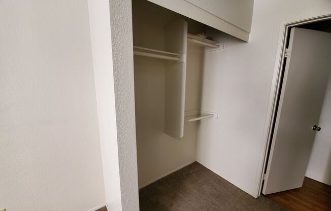 1 bed, 1 bath, 660 sqft, $1,800, Unit 69