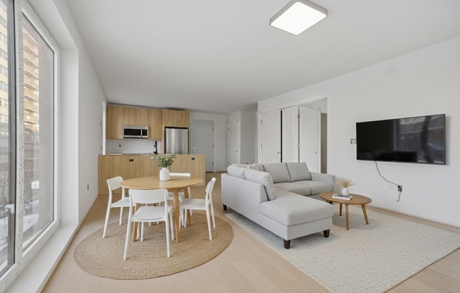 1 bed, 1 bath, 644 sqft, $2,975, Unit 203