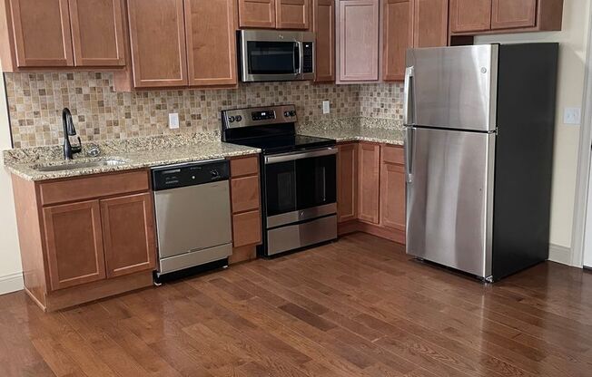 1404 E State St Apartments