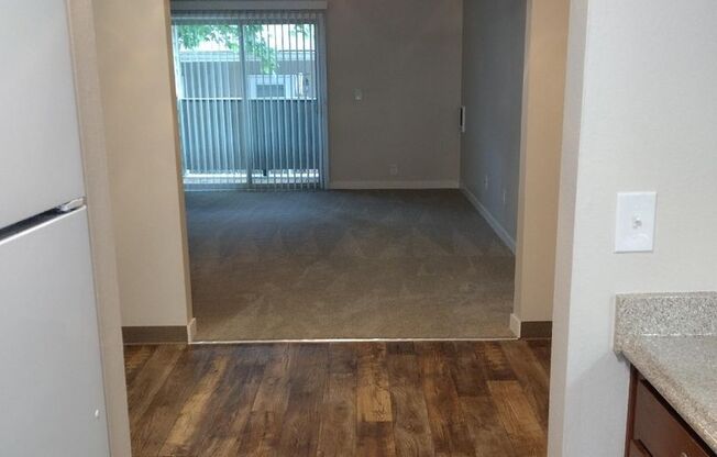 1 bed, 1 bath, 677 sqft, $1,445, Unit 050