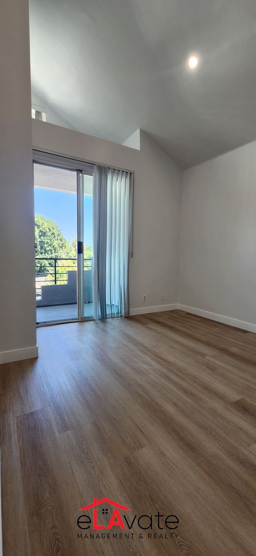 1 bed, 1 bath, $2,799