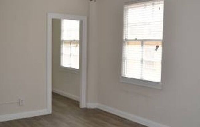 Studio, 1 bath, 420 sqft, $1,635, Unit 206