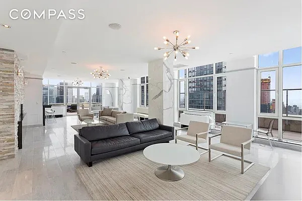2 beds, 2 baths, 1,100 sqft, $7,500, Unit 23E