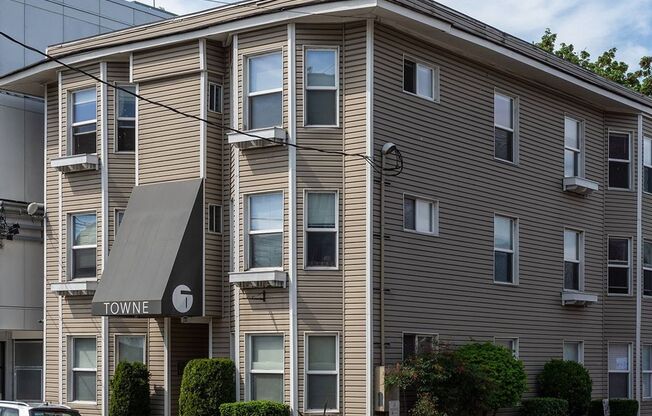 Studio, 1 bath, 356 sqft, $1,375, Unit 301