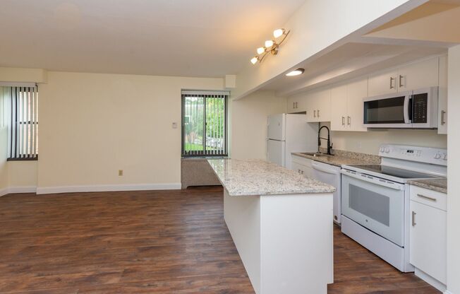 1 bed, 1 bath, 629 sqft, $1,775, Unit 106