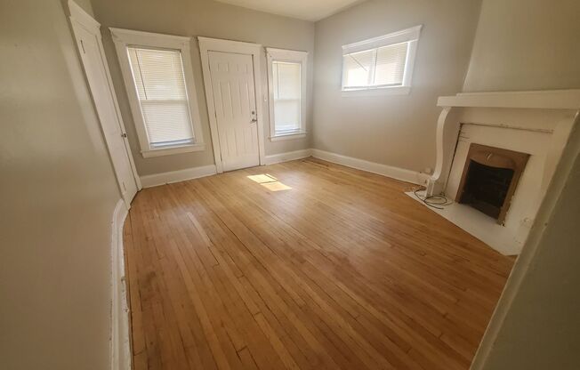 2bd Unit in 4-plex near Case Western!