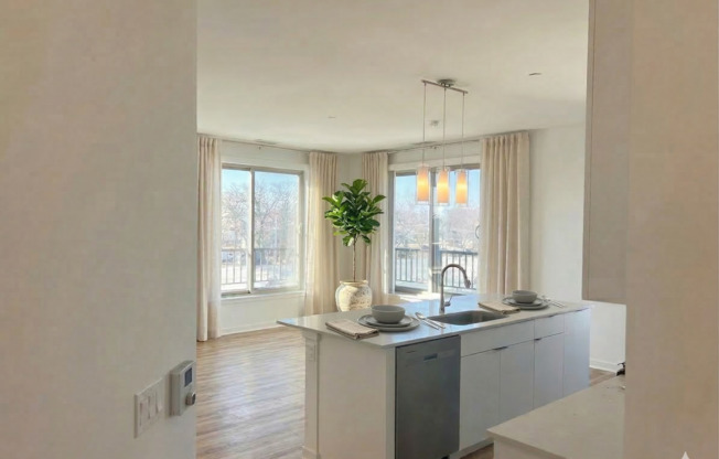 2 beds, 2 baths, 1,010 sqft, $2,595, Unit 4800 157th Street - 401